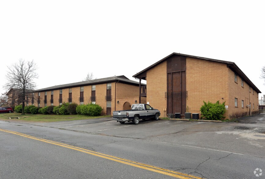 More Photos Of 1140 S 73rd East Ave E, Tulsa Apartments For Sale