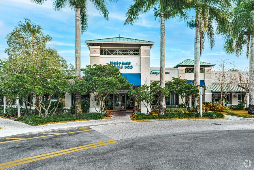 More Photos Of 2310-2410 Weston Rd, Weston Freestanding For Lease