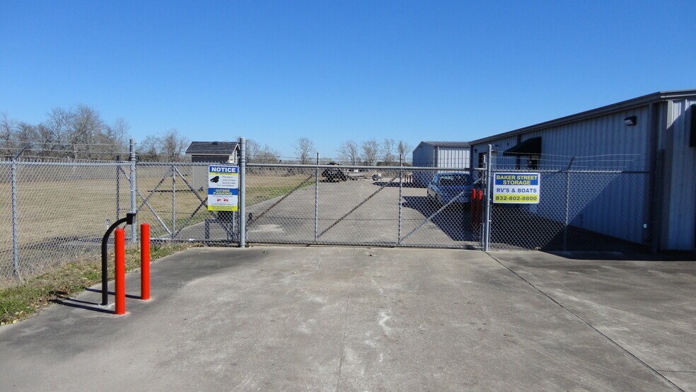 Primary Photo Of 8935 Baker St, Santa Fe Self Storage For Sale