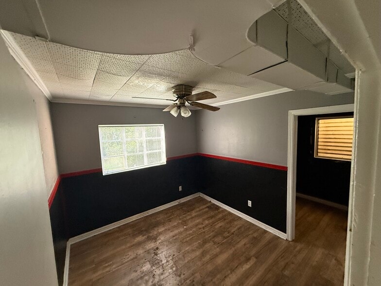More Photos Of 1410 E Silver Springs Blvd, Ocala Office For Lease