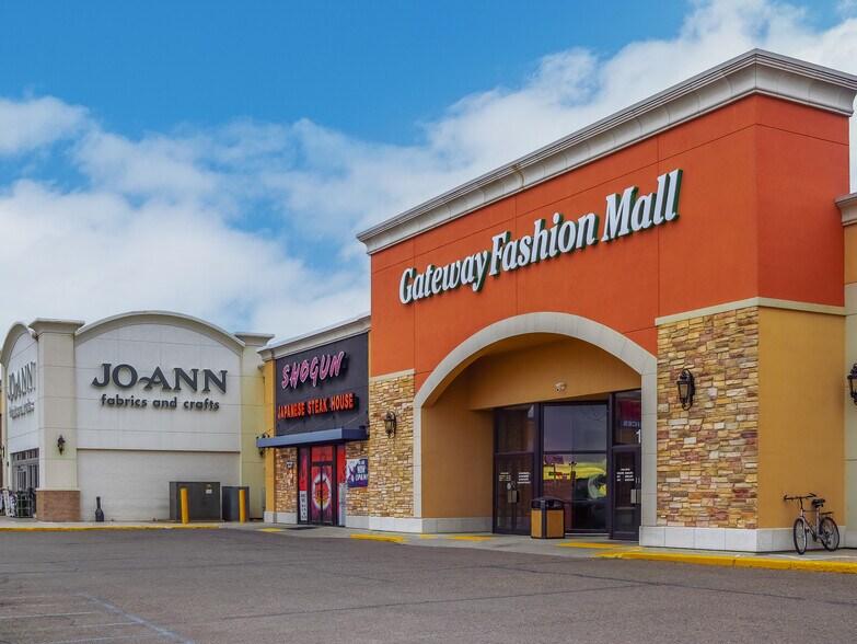 More Photos Of 2700 State St, Bismarck Unknown For Lease