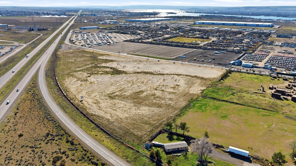 More Photos Of TBD E Lewis Street, Pasco Land For Sale