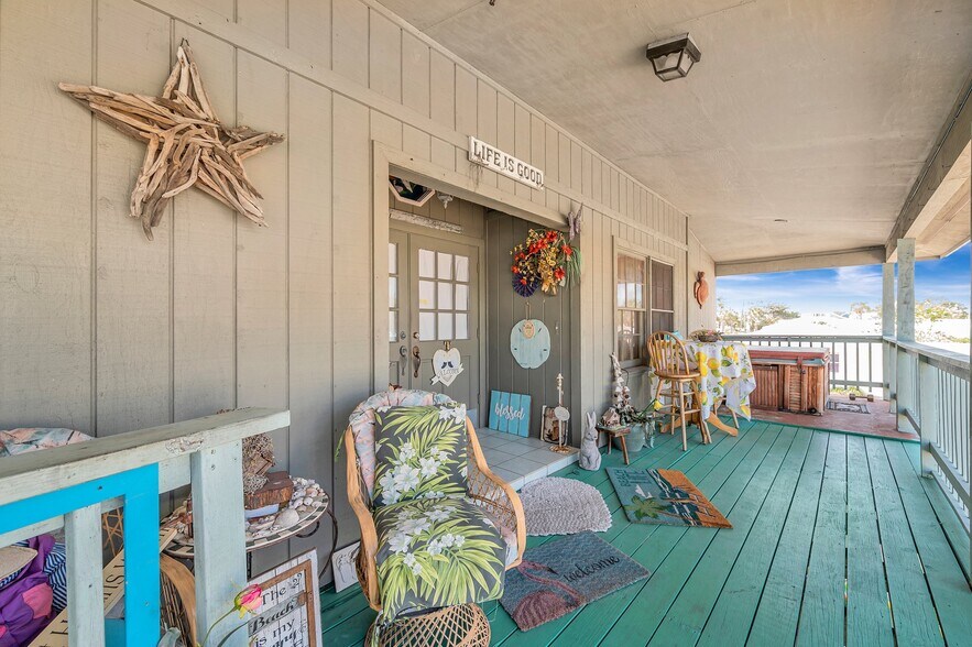 More Photos Of 1803 Gulf Blvd, Indian Rocks Beach Hotel For Sale