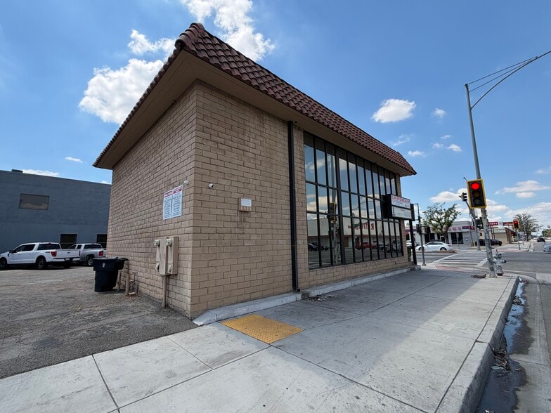 More Photos Of , Bakersfield Unknown For Sale