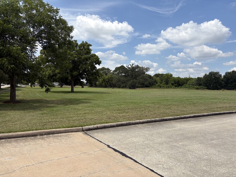 More Photos Of 1219 Texas Pky, Missouri City Land For Sale
