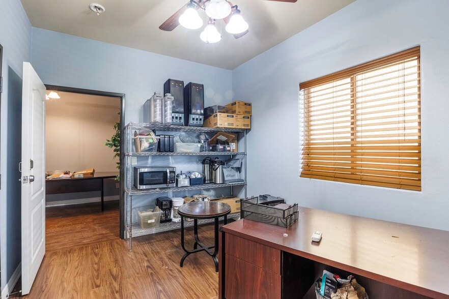 More Photos Of 16286 S Sunland Gin Rd, Arizona City Rehabilitation Center For Sale