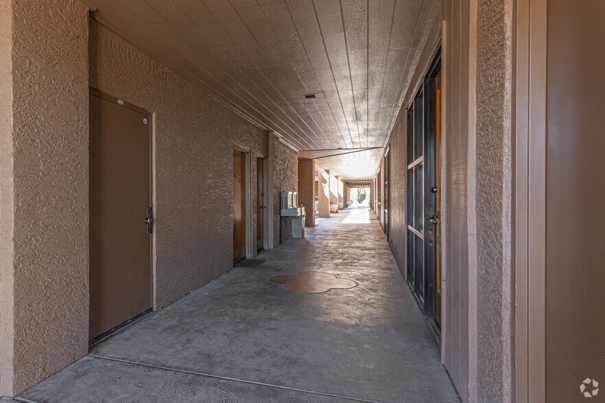 More Photos Of 931 E Southern Ave, Mesa Office For Lease