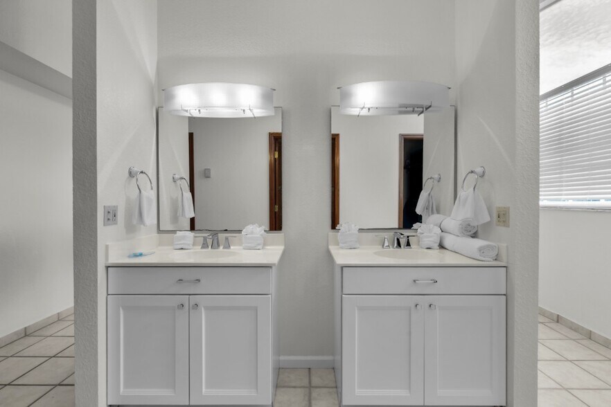 More Photos Of 97340-97360 Overseas Hwy, Key Largo Hotel For Sale