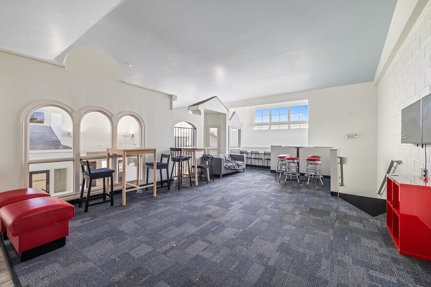 More Photos Of 11651 W Parmer Ln, Cedar Park Daycare Center For Sale