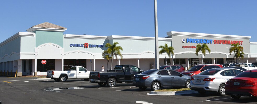 More Photos Of 2401-2499 10th Ave N, Lake Worth Unknown For Lease