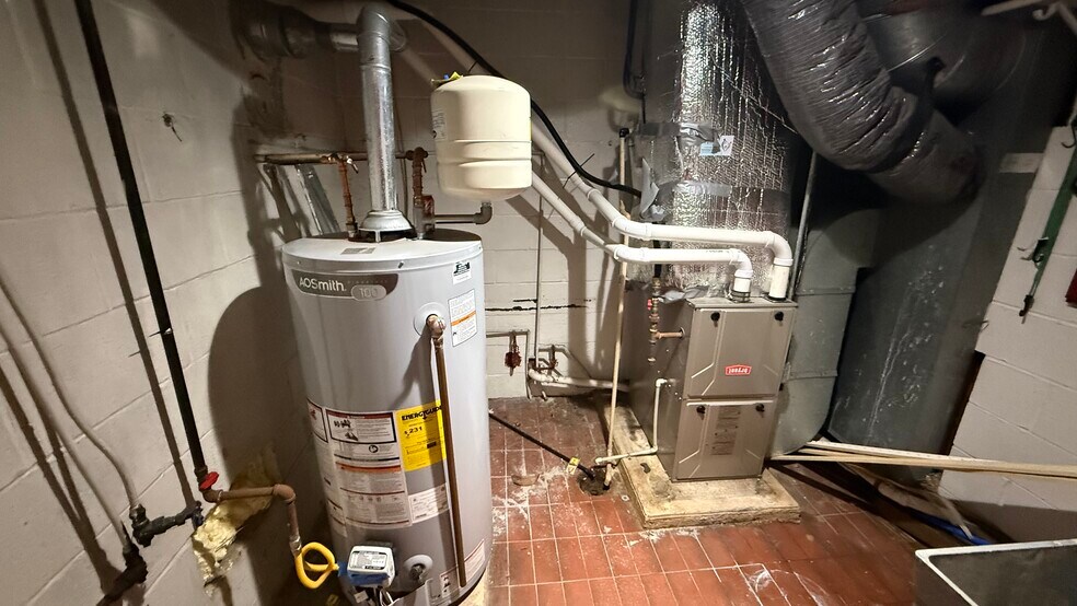 More Photos Of 937 Stefko Blvd, Bethlehem Warehouse For Sale