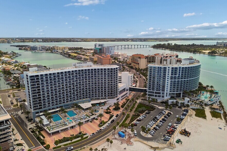 More Photos Of 400 Coronado Dr, Clearwater Beach Hotel For Lease