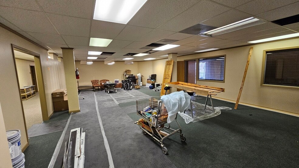More Photos Of 625 E 500 S, Bountiful Medical For Lease