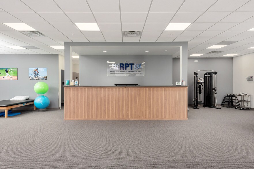 More Photos Of 5343 S Woodrow St, Murray Medical For Lease