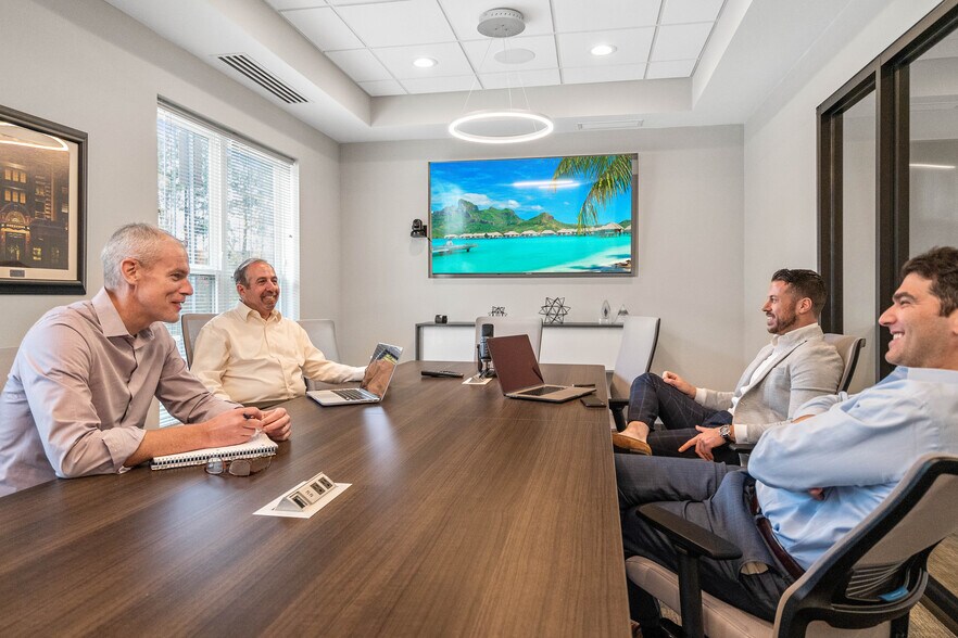 More Photos Of 9541 Julian Clark Ave, Huntersville Office For Lease