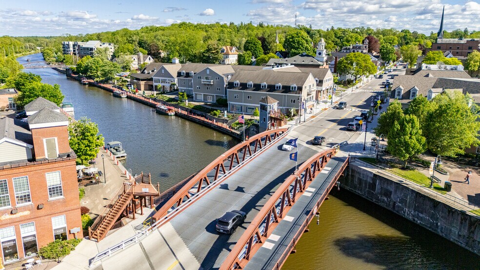 More Photos Of 166 N Main St, Fairport Apartments For Sale