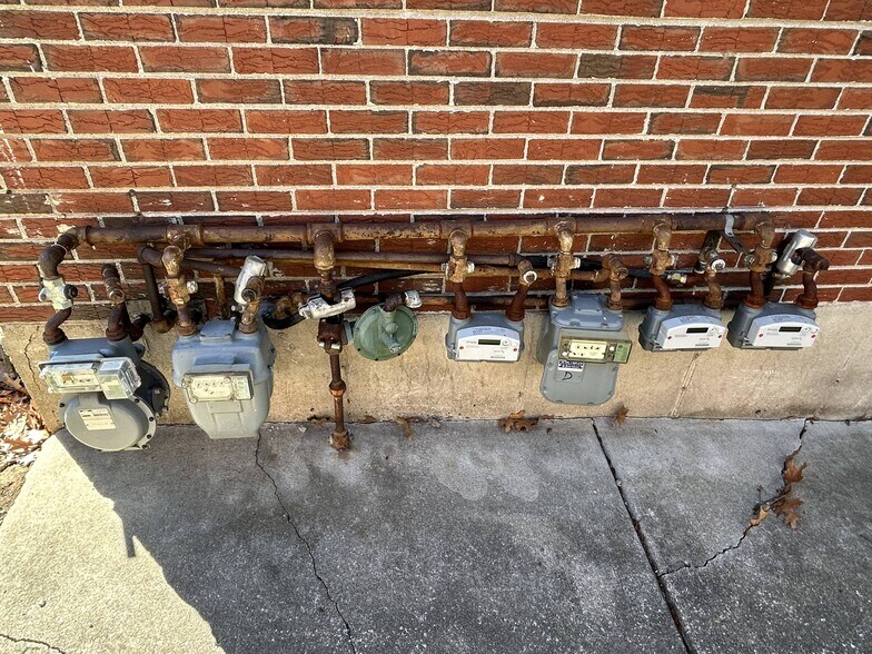 More Photos Of 1209 Chambers Rd, Ferguson Apartments For Sale