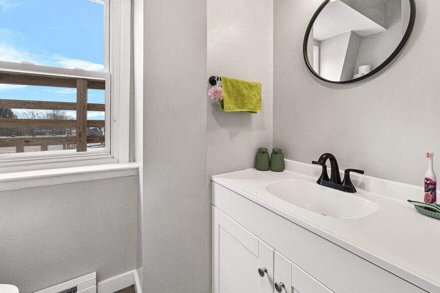 More Photos Of 136 Broadway, Hagerstown Apartments For Sale