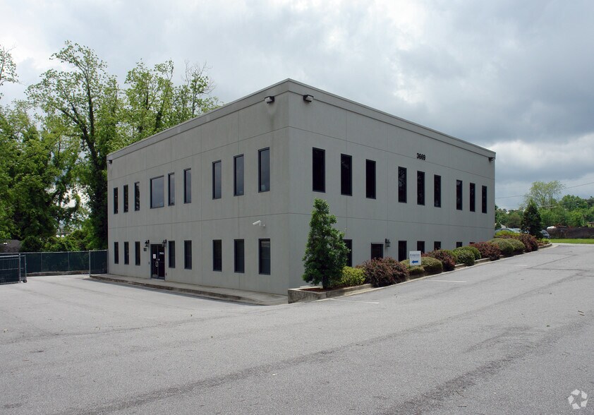 More Photos Of 3669 N Peachtree Rd, Atlanta Office For Lease