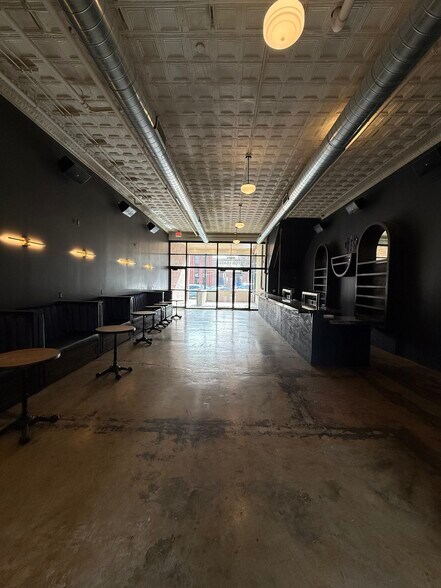 More Photos Of 205 E Main St, Norman Storefront Retail Office For Lease