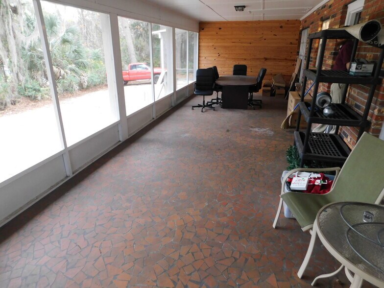 More Photos Of 284 SW Baya Dr, Lake City Office For Sale