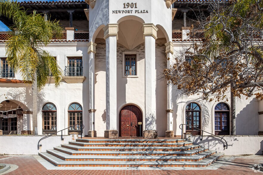 More Photos Of 1901 Newport Blvd, Costa Mesa Medical For Lease