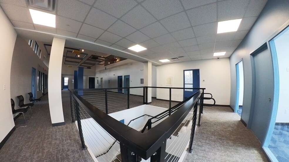 More Photos Of 3809 E 82nd St, Indianapolis Freestanding For Lease