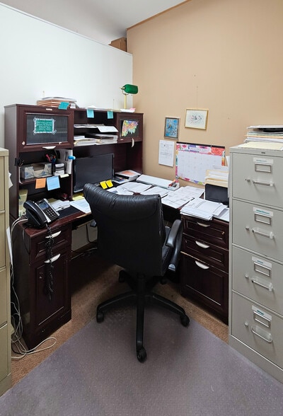 More Photos Of 14406 Old Mill Rd, Upper Marlboro Office For Sale