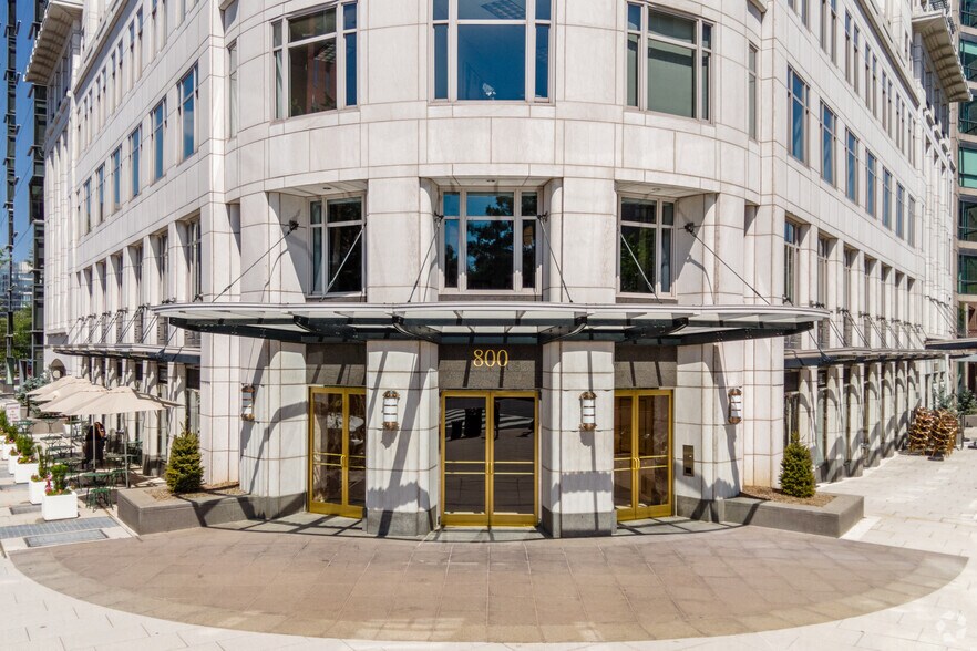 More Photos Of 800 Connecticut Ave NW, Washington Office For Lease