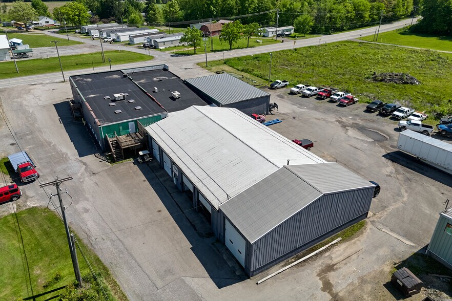 More Photos Of 7464 Sharon Mercer Rd, Mercer General Retail For Sale