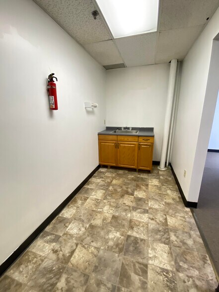 More Photos Of 132 Delaware St, Walton Office For Lease