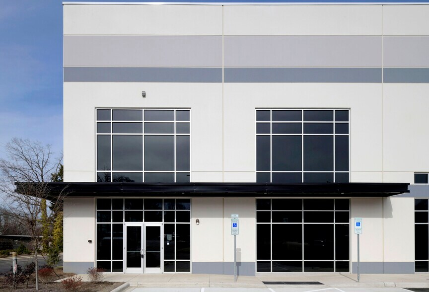 More Photos Of 8748 Mount Holly Rd, Charlotte Distribution For Lease