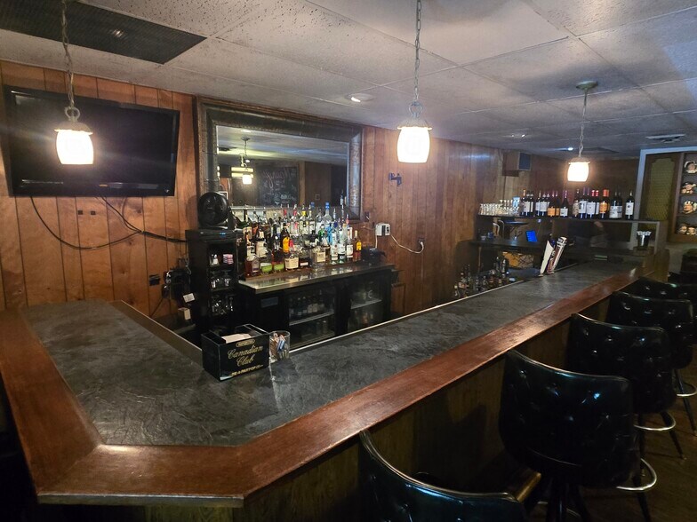 More Photos Of 3908 Harrison Ave, Cheviot Specialty For Sale