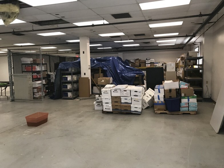 More Photos Of 131 N Hedges St, Dayton Warehouse For Sale