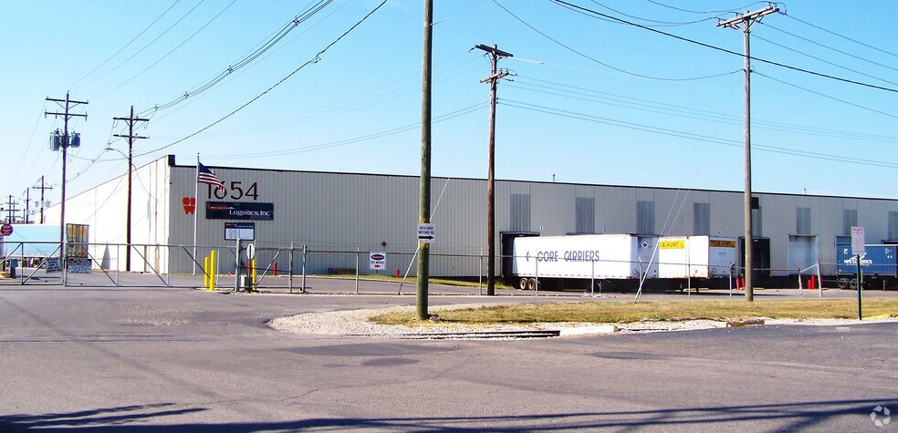 More Photos Of 1580 Williams Rd, Columbus Unknown For Lease