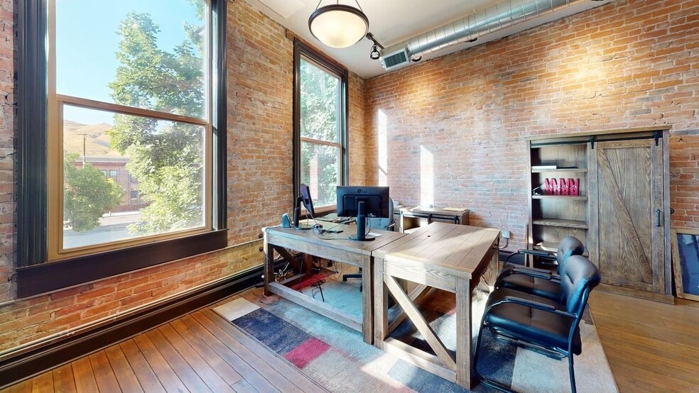 More Photos Of 208 Main St, Lewiston Loft Creative Space For Sale