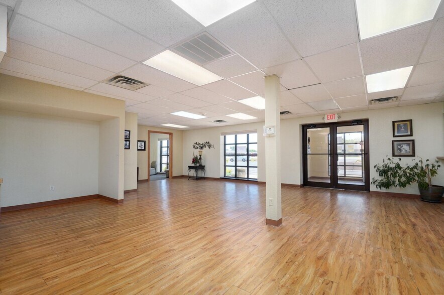 More Photos Of 560 E Mount Vernon Blvd, Mount Vernon Medical For Sale