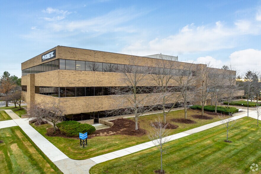 Primary Photo Of 950 Stephenson Hwy, Troy Loft Creative Space For Lease