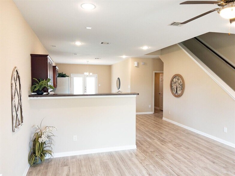 More Photos Of 3986 Avenue B, Brookshire Multifamily For Sale