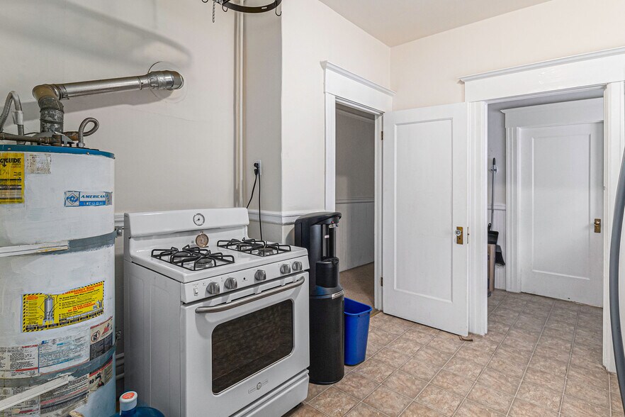 More Photos Of 2307-2311 Harrison St, Oakland Apartments For Sale