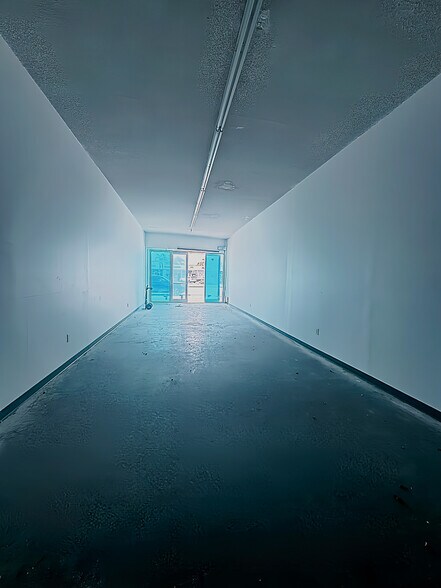 More Photos Of 1949 NE 163rd St, North Miami Beach Freestanding For Lease