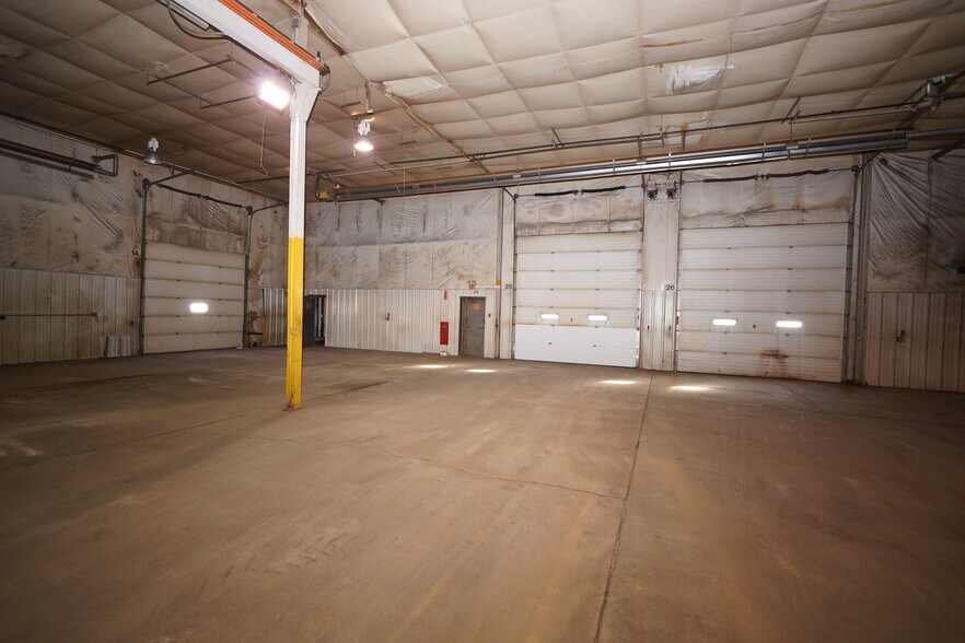 More Photos Of 2281 16th Ave, Columbus Industrial For Sale