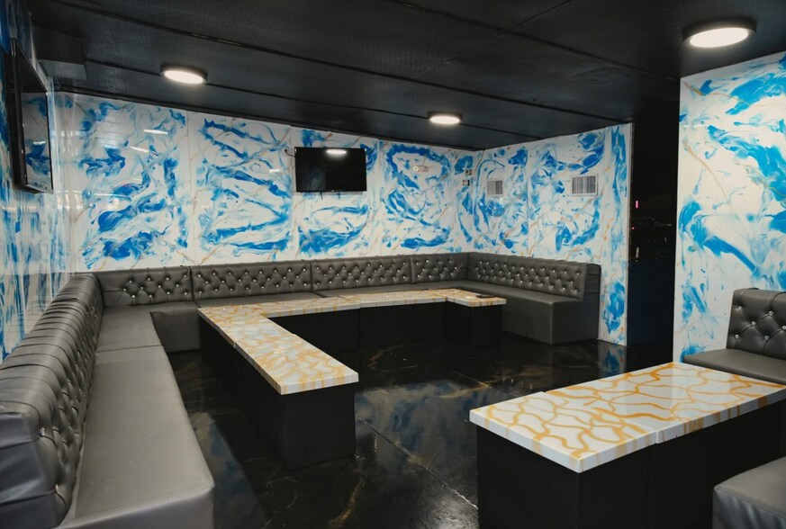 More Photos Of 1850 Lawrenceville Hwy, Decatur Freestanding For Lease