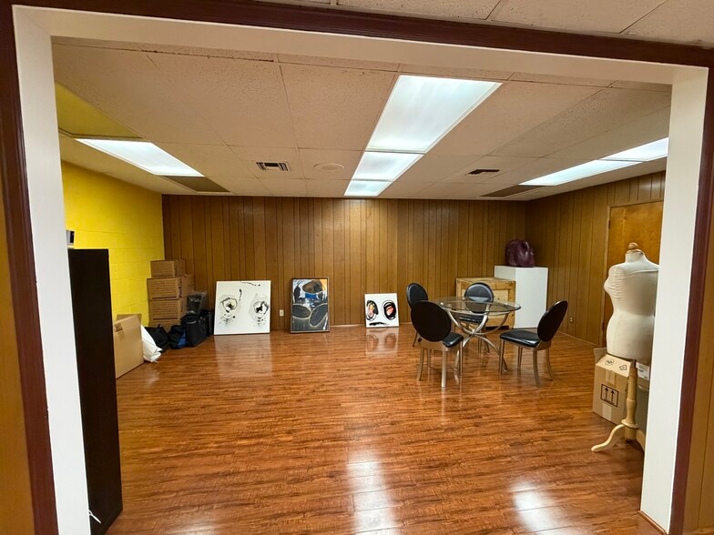 More Photos Of 9323 Rush St, South El Monte Manufacturing For Sale