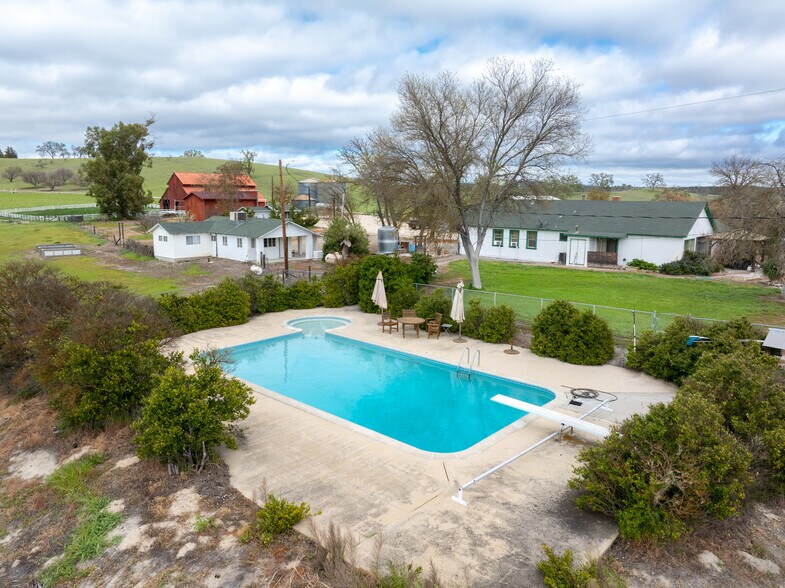 More Photos Of 76525 Interlake Rd, Bradley Land For Sale