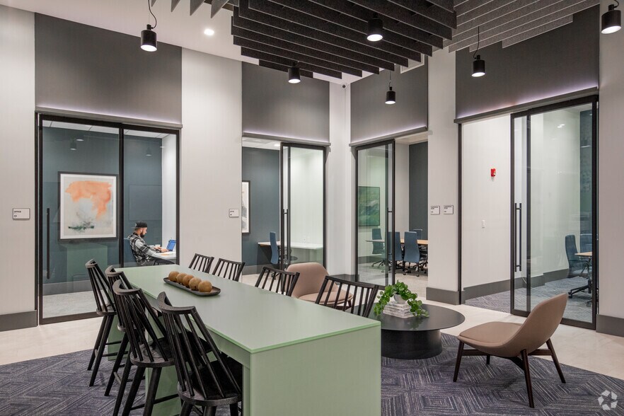 More Photos Of Union Ave @ Hawkins Ave, Ronkonkoma Unknown For Lease