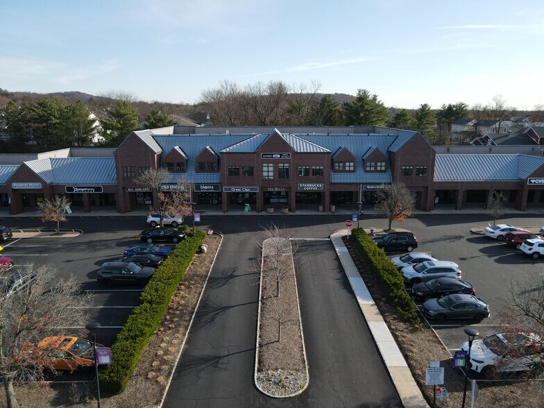 More Photos Of 400-470 US Highway 202/206 Dr, Bedminster Unknown For Lease