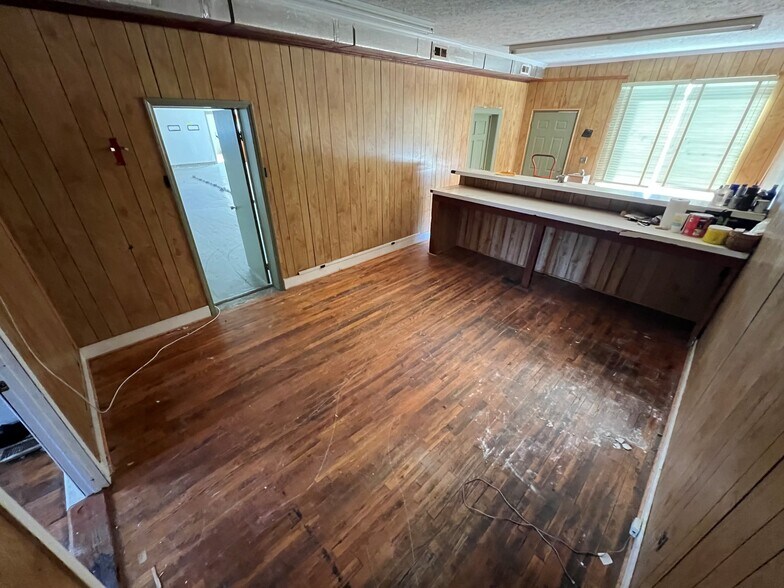 More Photos Of 9597 US Highway 29 Business, Ruffin Storefront Retail Residential For Sale