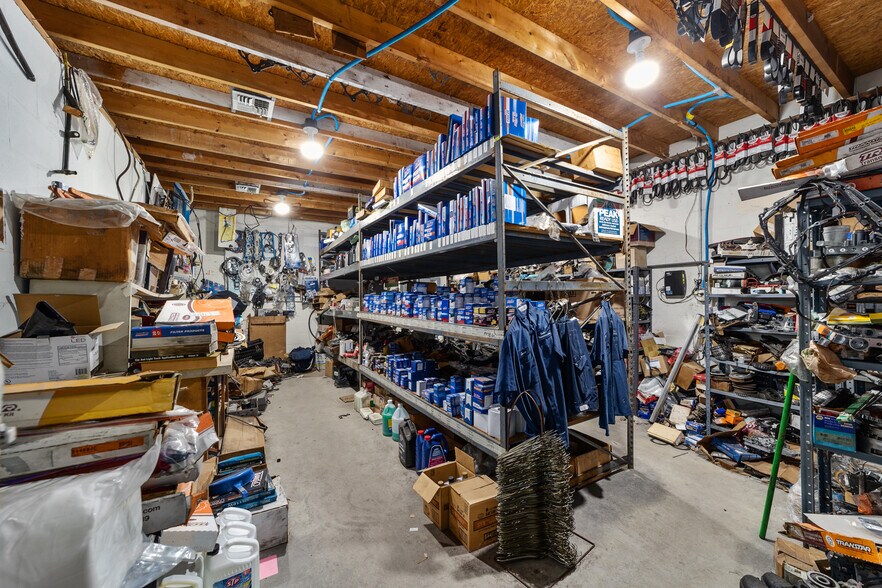 More Photos Of 3721 NE 44th St, Ocala Industrial For Sale