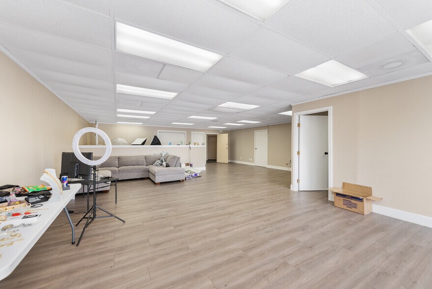 More Photos Of 720 N Ventura Rd, Port Hueneme Office Residential For Sale